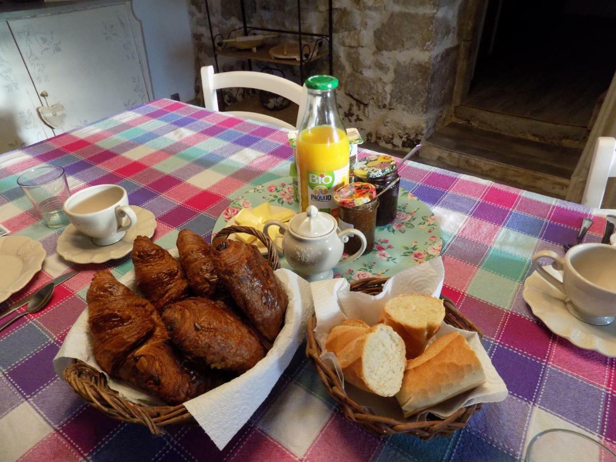 B&B Chez Phil Et CathySoudat エクステリア 写真